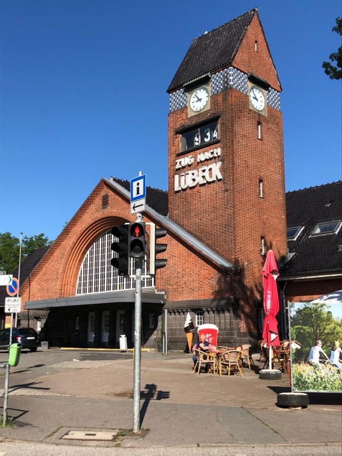 Ferienwohnung "Klarschiff" Travemuende Fusslaeufig Zum Strand Любек Экстерьер фото